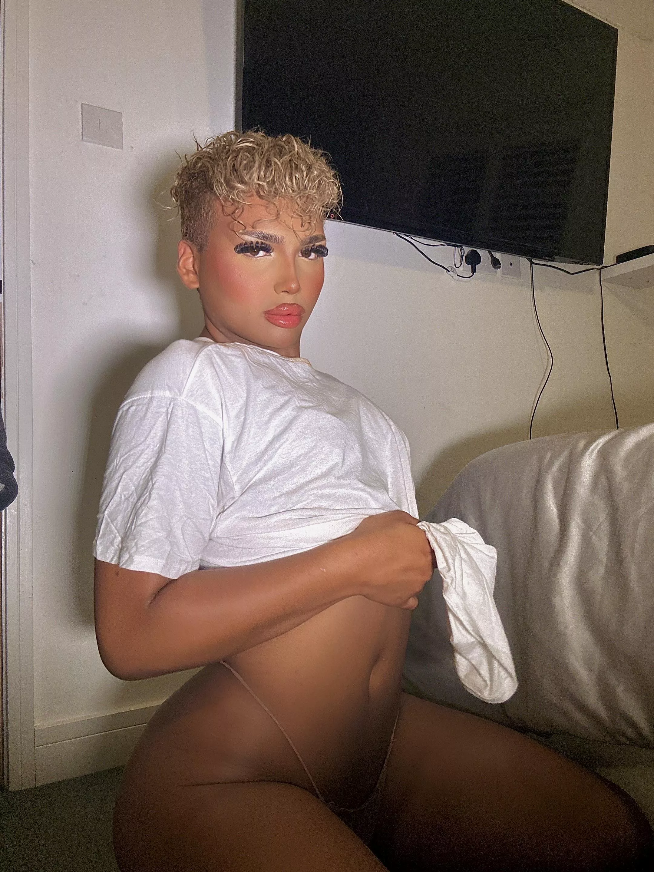 Just a cute blonde fem babe