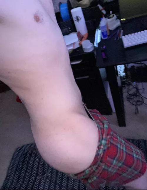 Looks like there falling off ;)