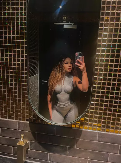 Lucyiilu (@Lucyiilu)