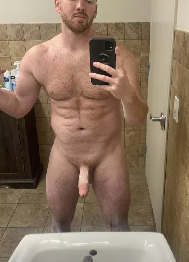 (M)