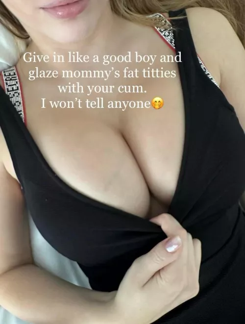 Me (19y, petite) with my cleavage of today