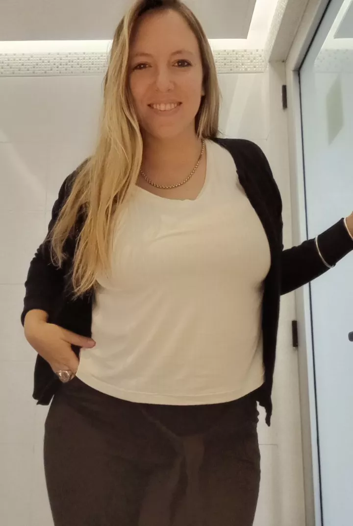 Mom like me is always been so sexy and hot