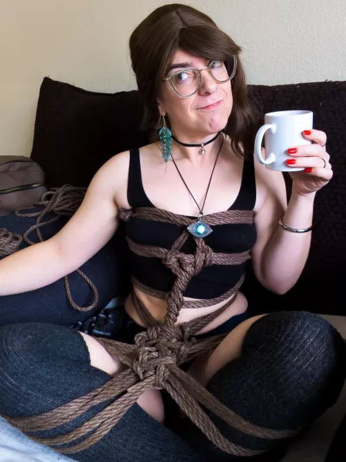 Morning coffee and self tie