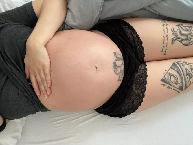 Proudly showing my preggo belly. I hope you love it