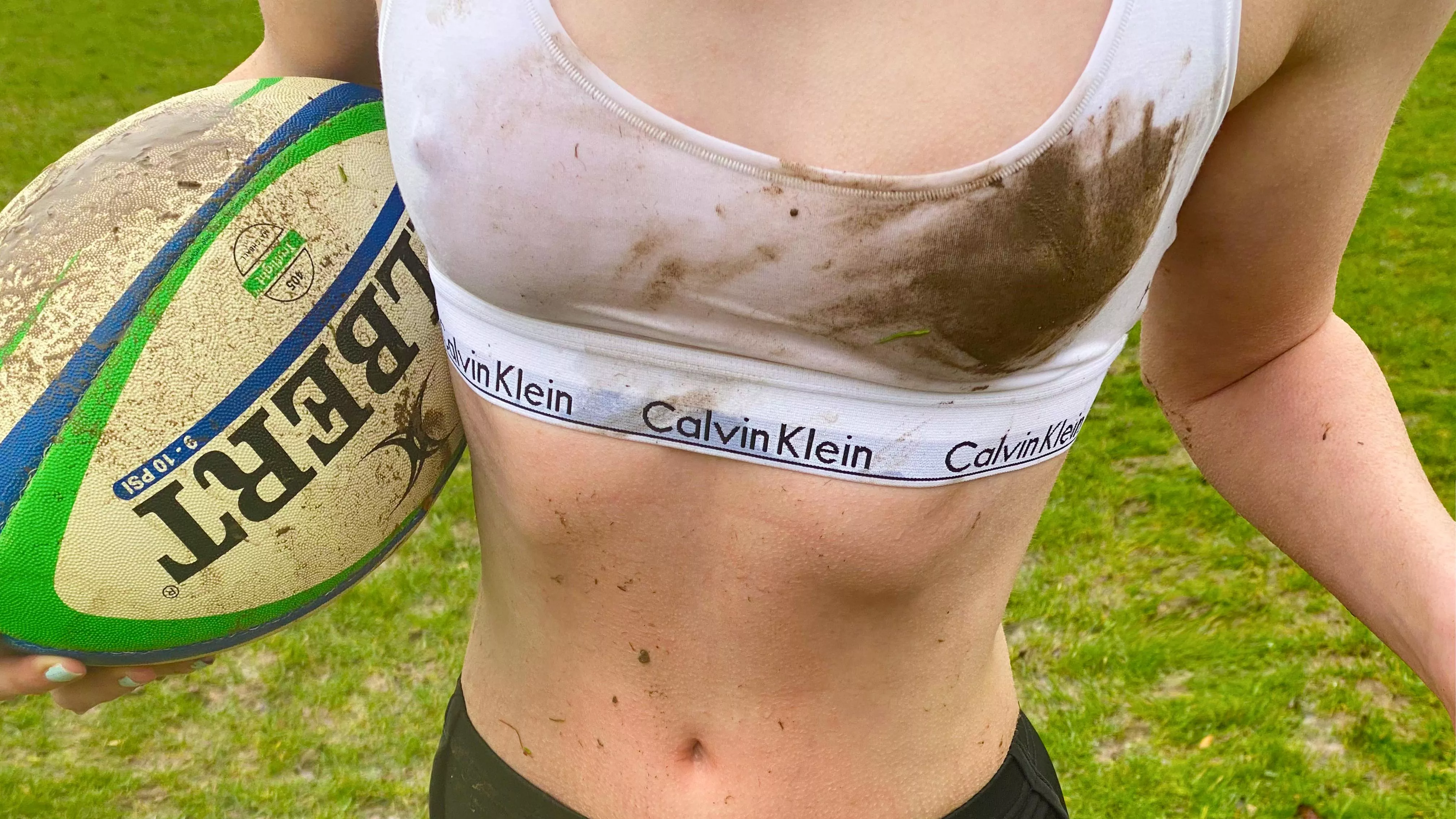 Rugby girls do it better when they get dirty