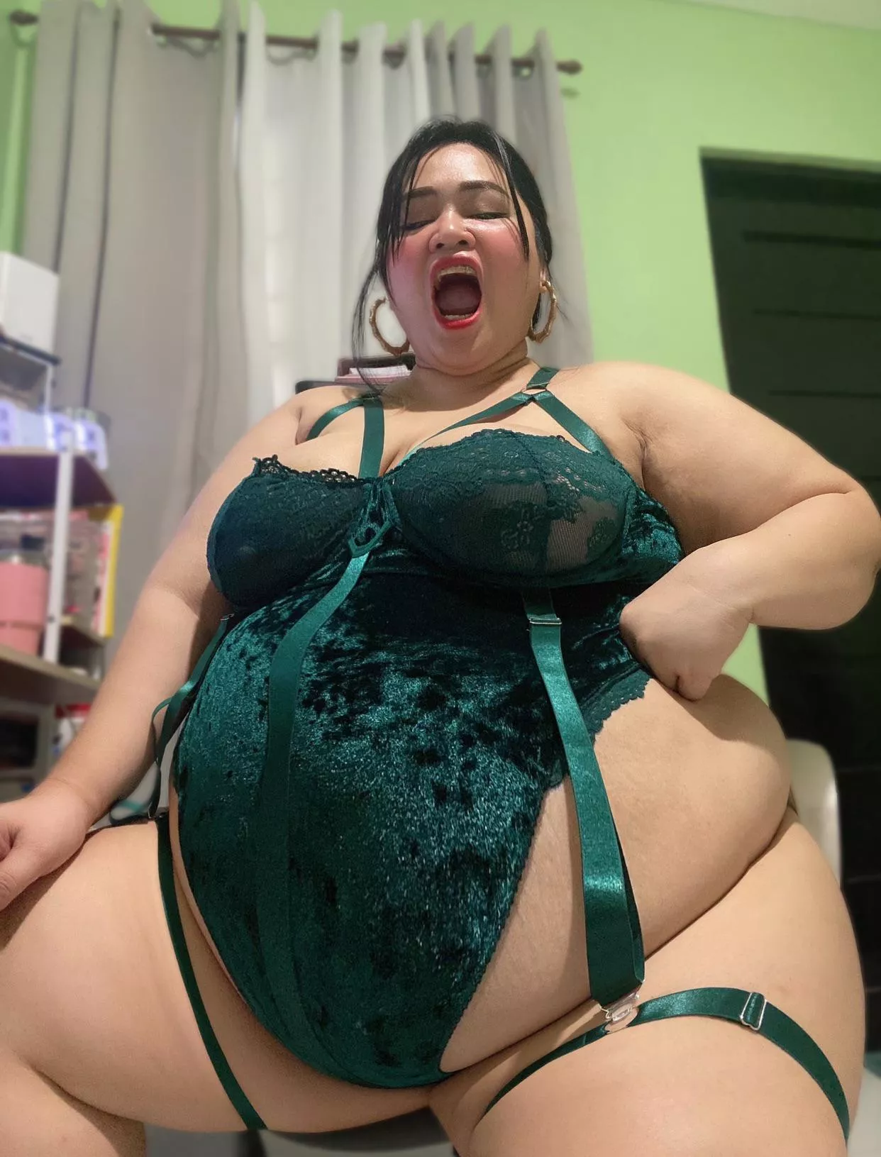 should I get more fatter?! 🐽🫐💙