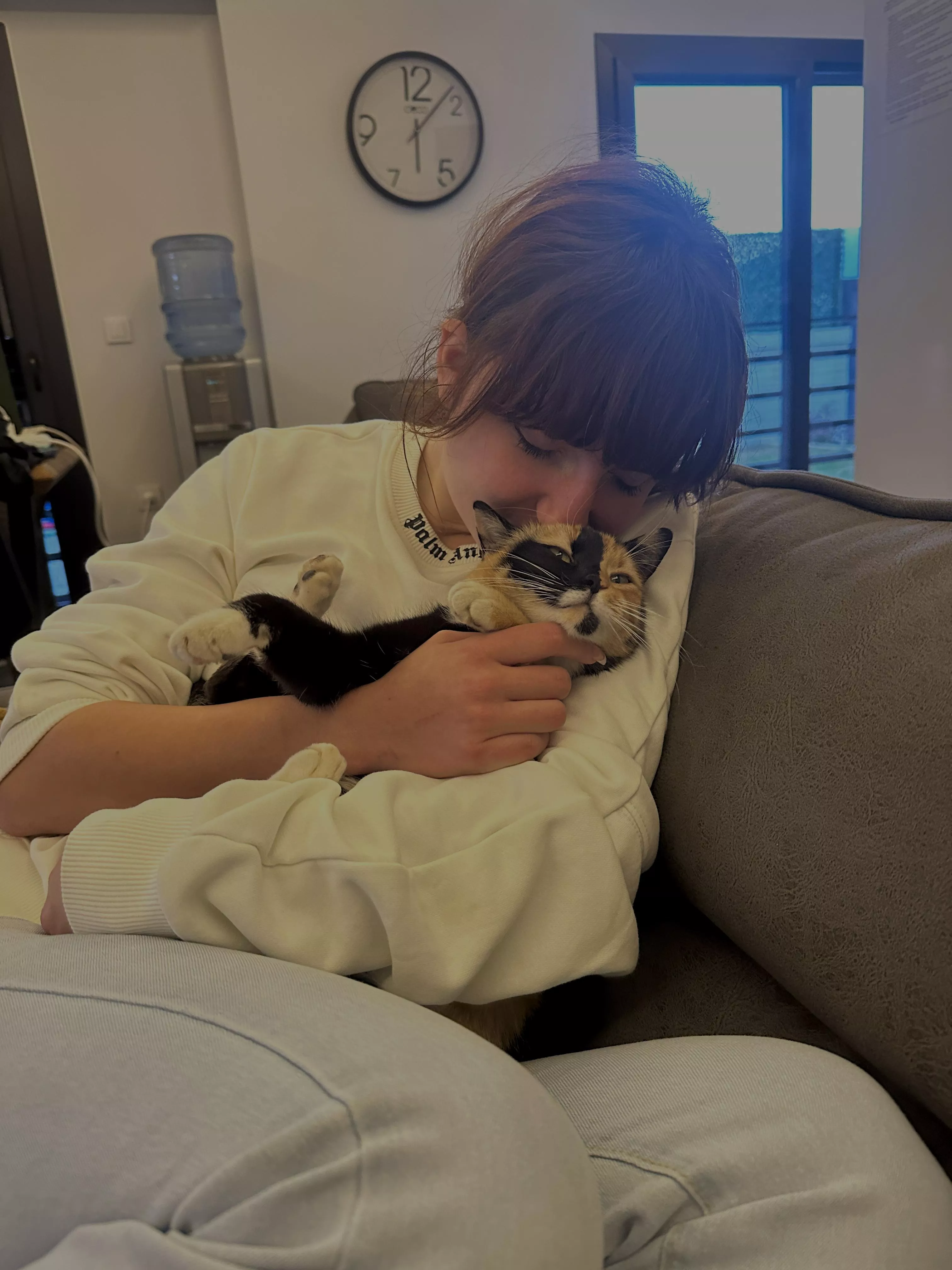 This classy girl looks for some classy boy :)