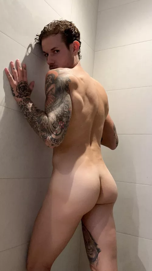 Watch me in the eyes