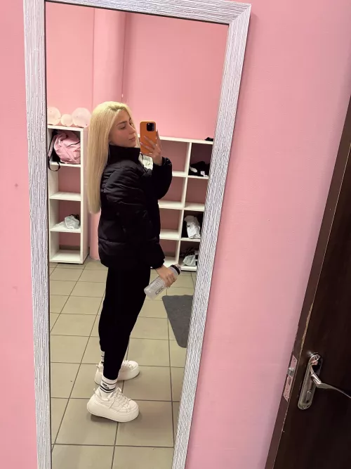 wife I wanna be the reason you cum tonight ;)