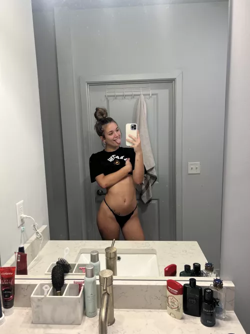 Would I look good wearing your shirt?