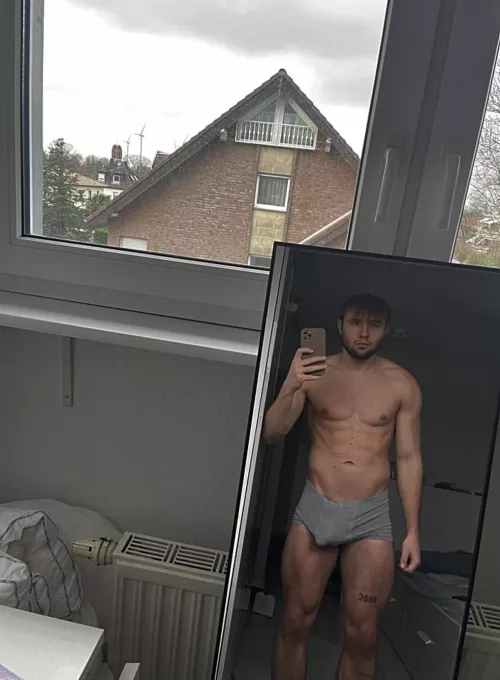 would you hook up with me