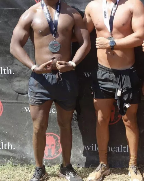 20 and 21 str8 buddies tryna flex and show off 😂 hung, fit bros hit us up: gymjosh1919