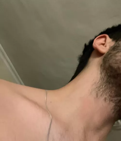 22 bi hairy fit good looking college guy for other in shape guys to trade. I reply fast. Trading w face+ Hmu with face @m50kev