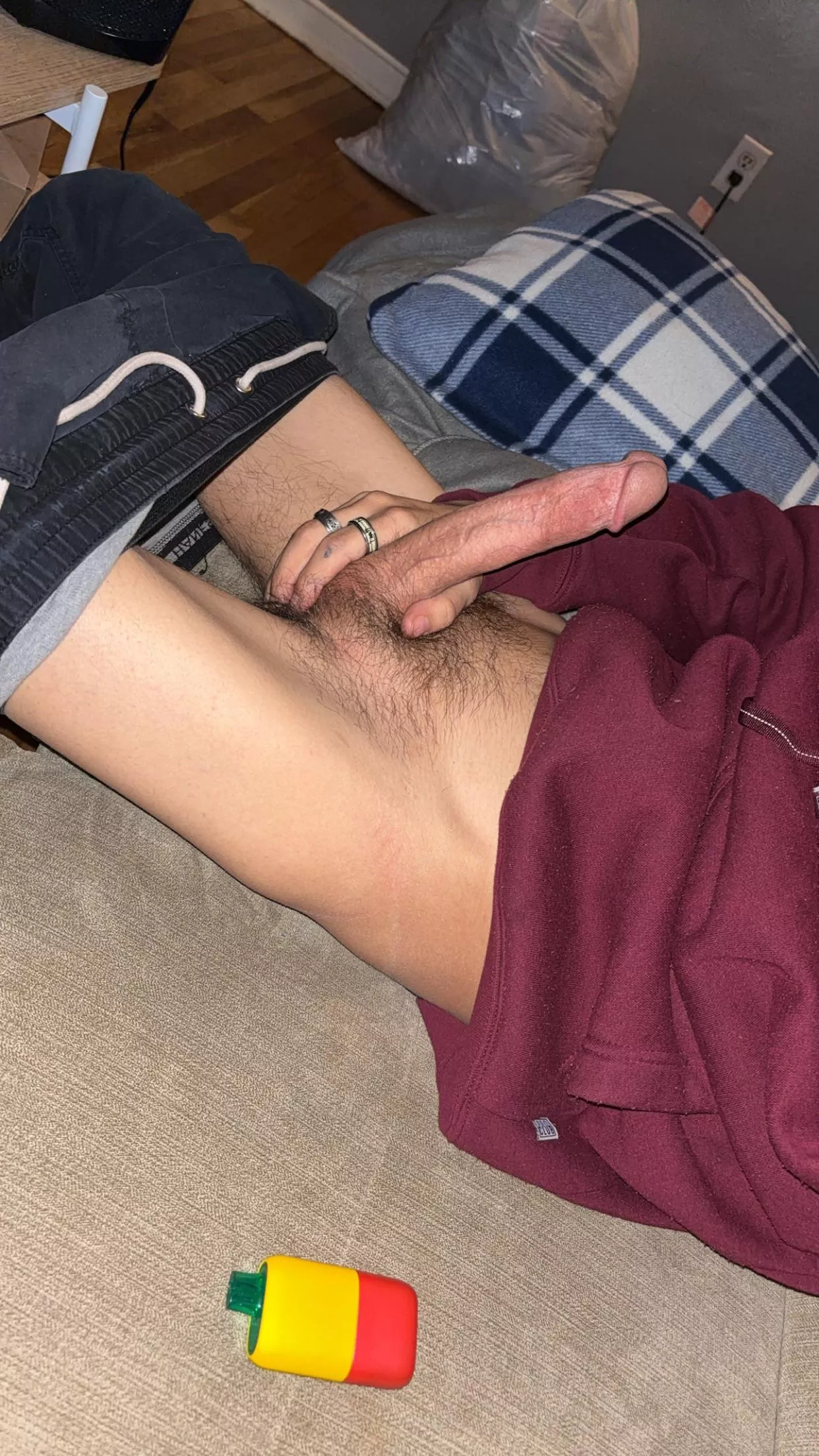 23, looking for long term bros. Hmu