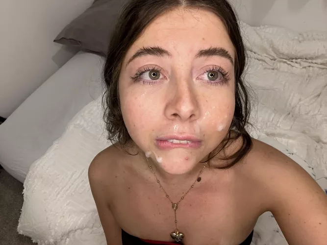 Bust your nut onto my pretty face