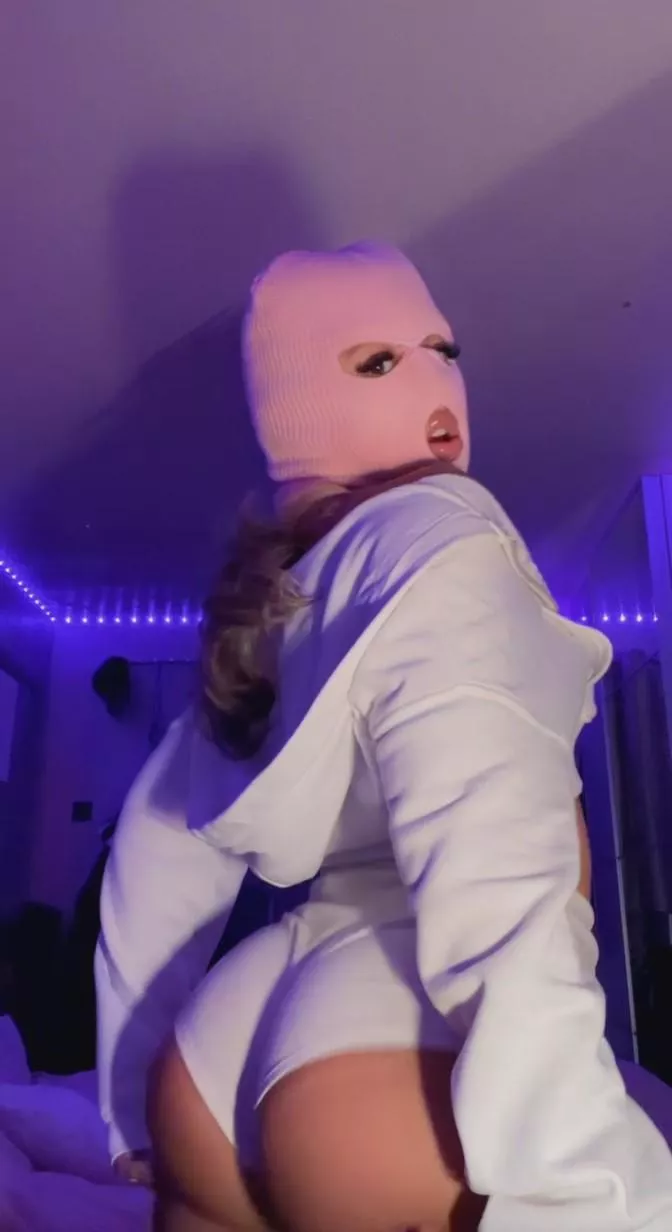 Damn this is too big to eat