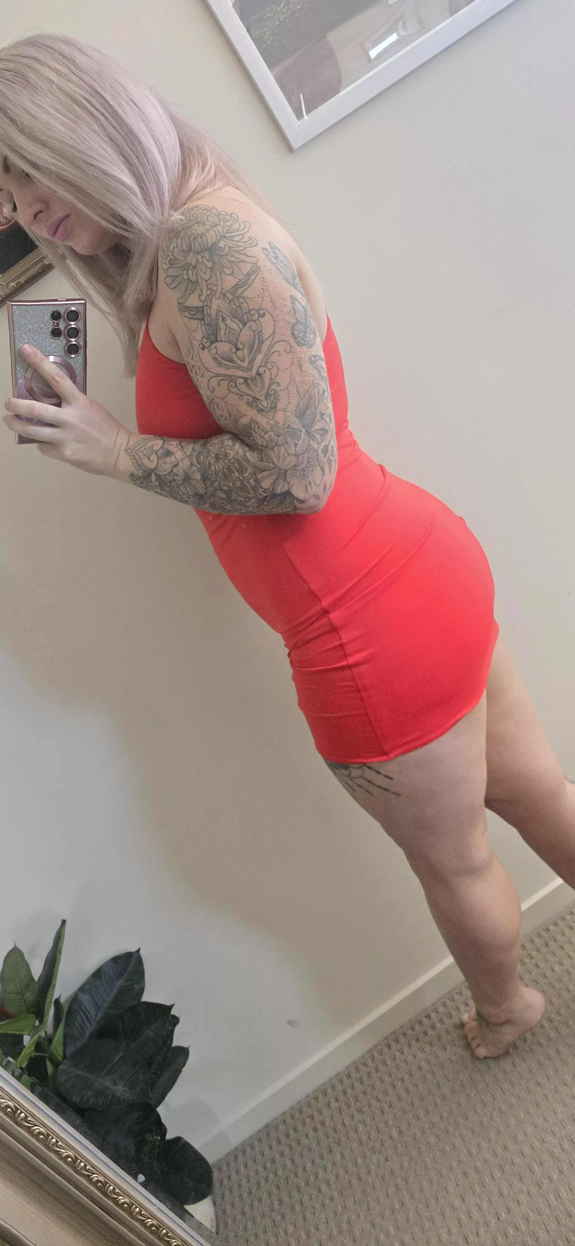 Do you like red dresses?