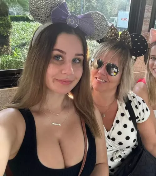 Do You Think The Moms Jealous?