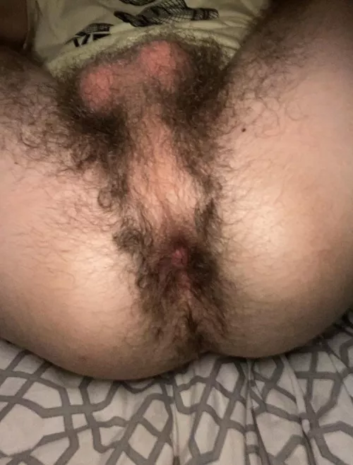 get your tongue in here? 🥺