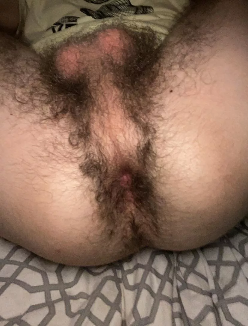 get your tongue in here? 🥺