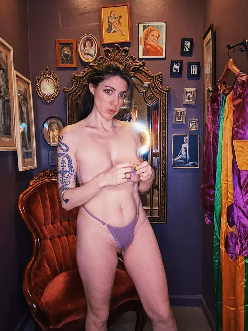 Getting dressed for Mardi Gras!