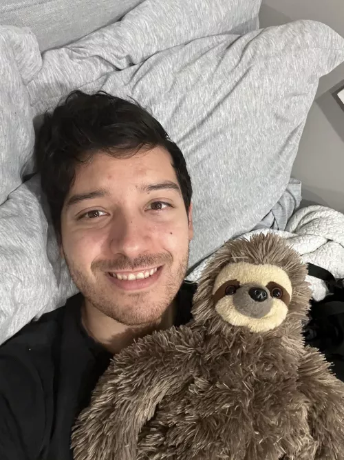 Goodnight from me and Slothy 🦥