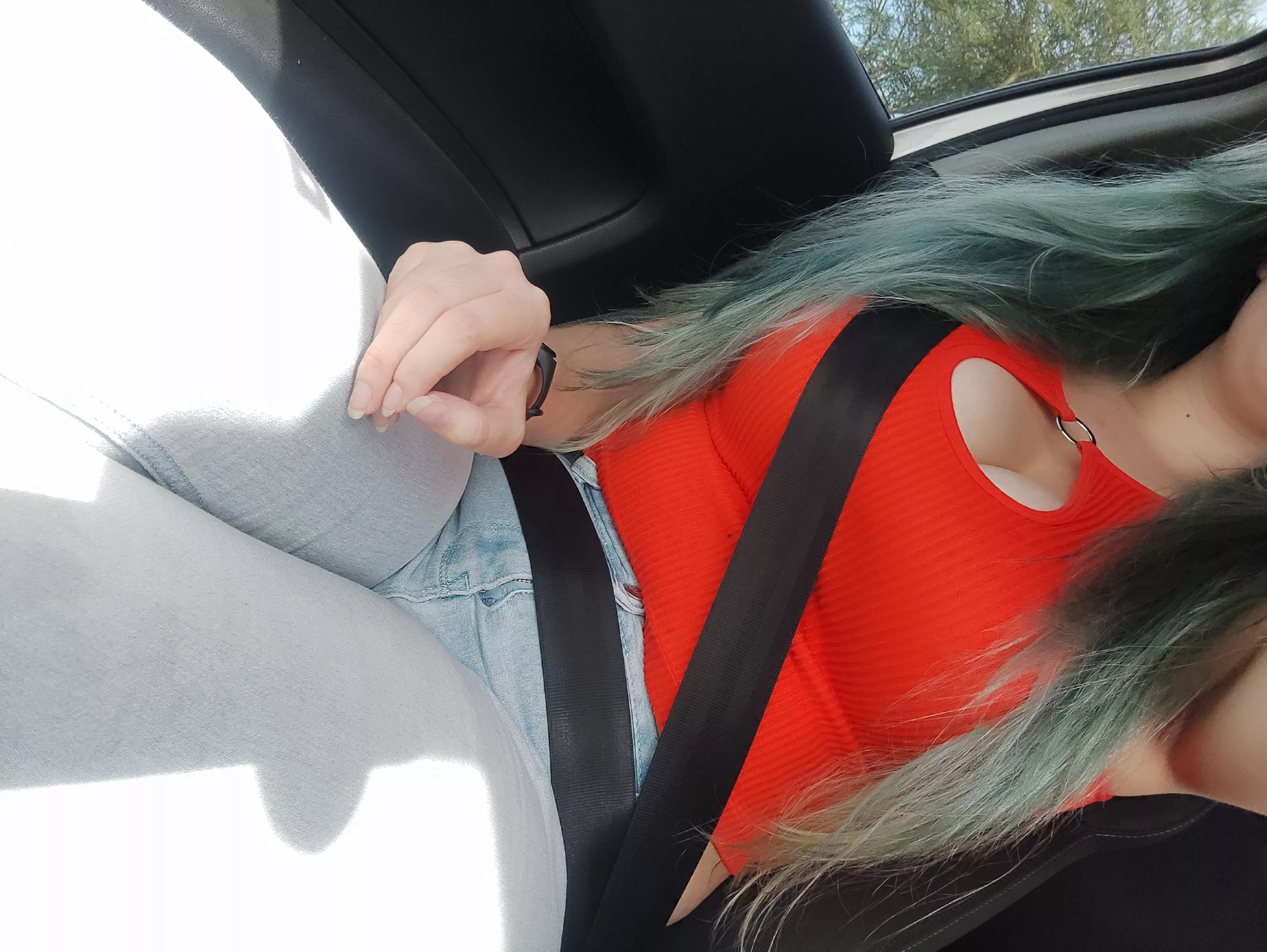 Gotta love a blue jean moment [F]