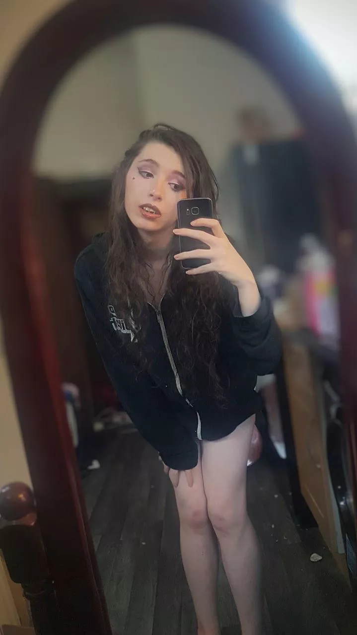 I have shorts on I promise! ;3