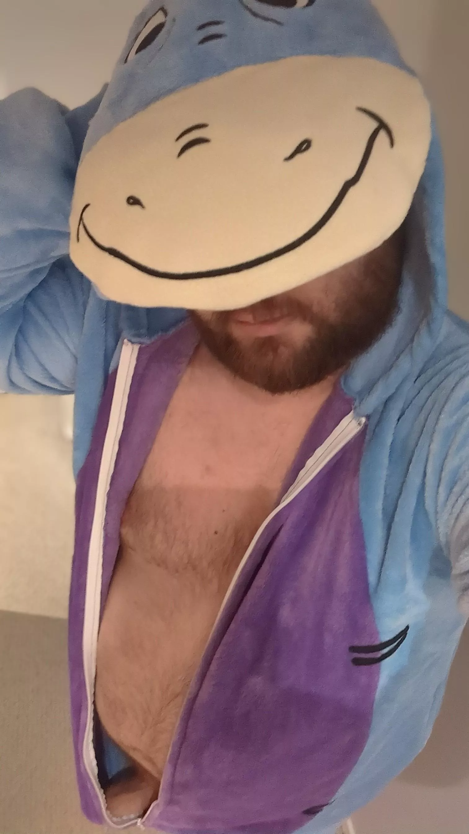 I haven't shown Reddit my cute new kigurumi yet.