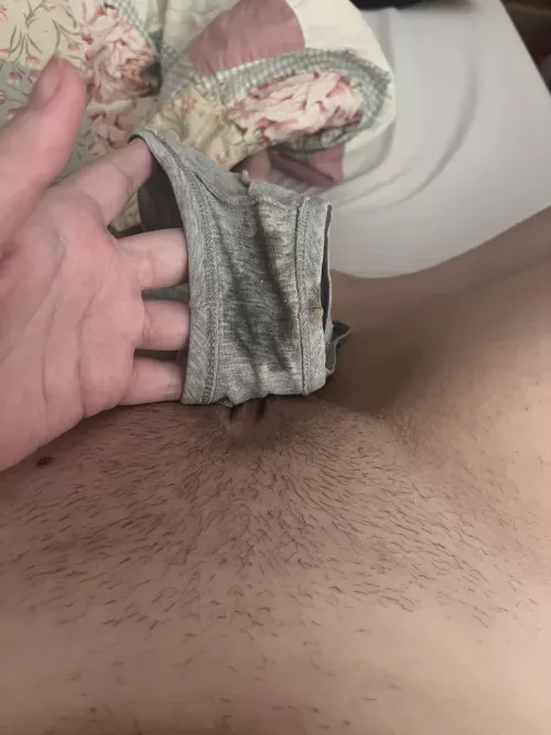 I like your beard and my pussy to be the same length when you go down on me