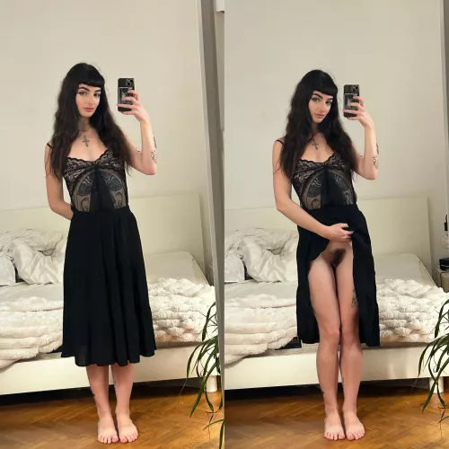 if im your goth gf, just know ill never wear panties on our dates