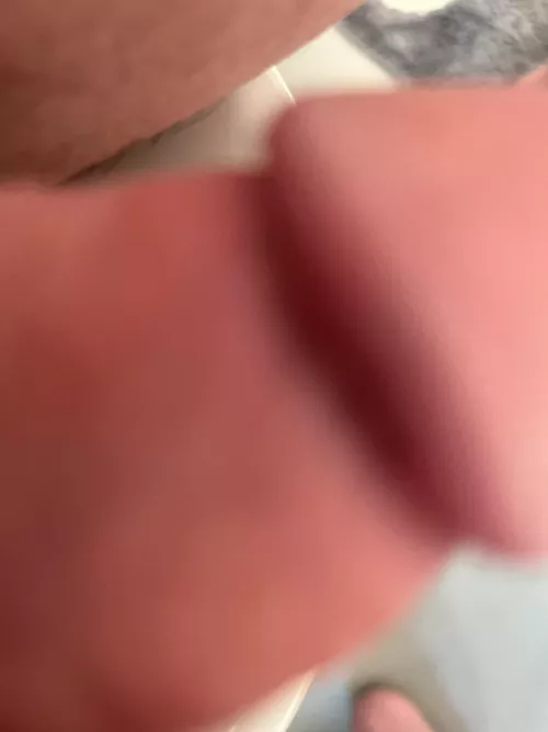 I’m about to fuck myself who wants to watch