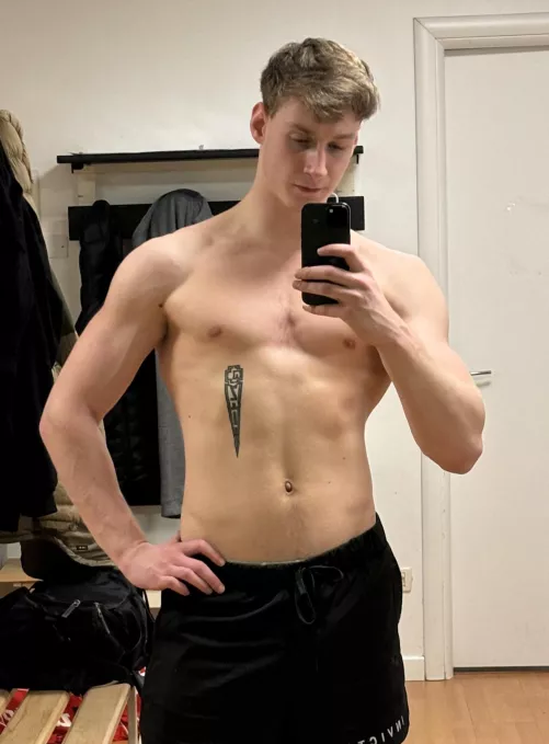 Join me in the locker room?