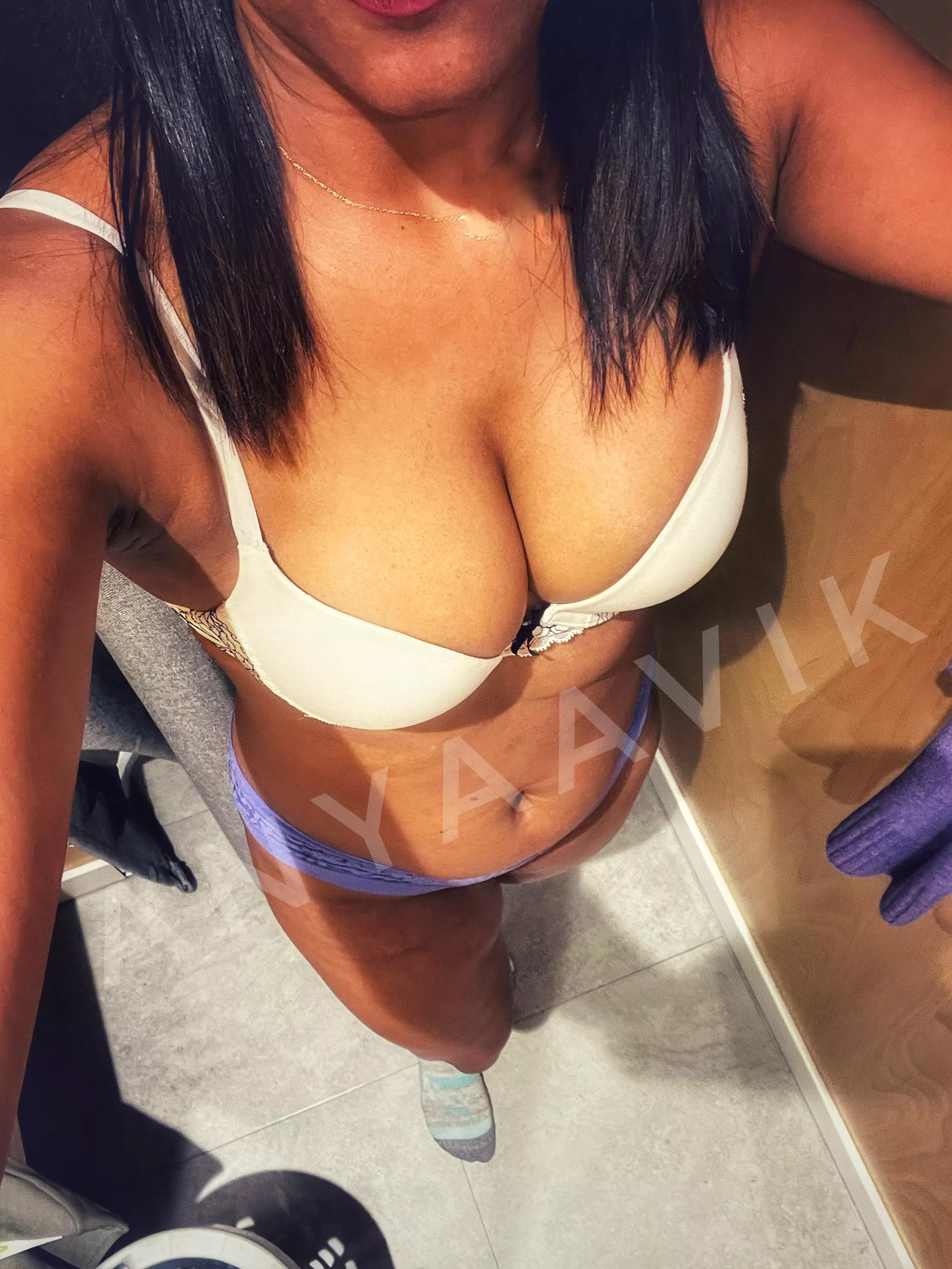 Just another day at the trial room ! [F]