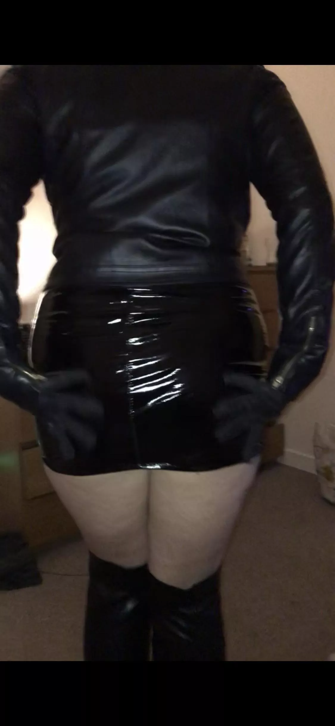 Leather latex boots and gloves