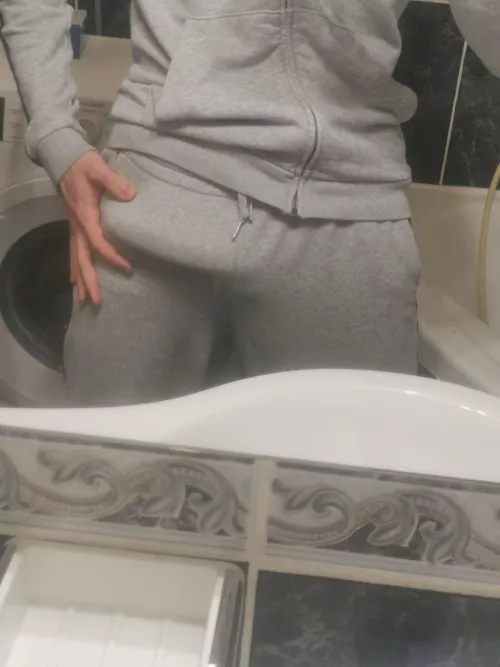 Me when I open reddit: