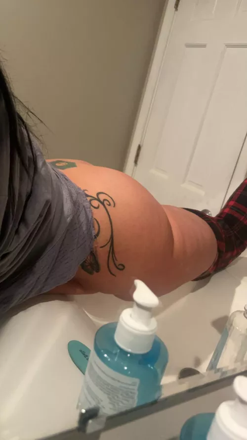 Morning stretches 🙆‍♀️🙆‍♀️