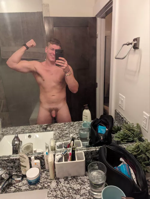 Post Shower 🍆🍆