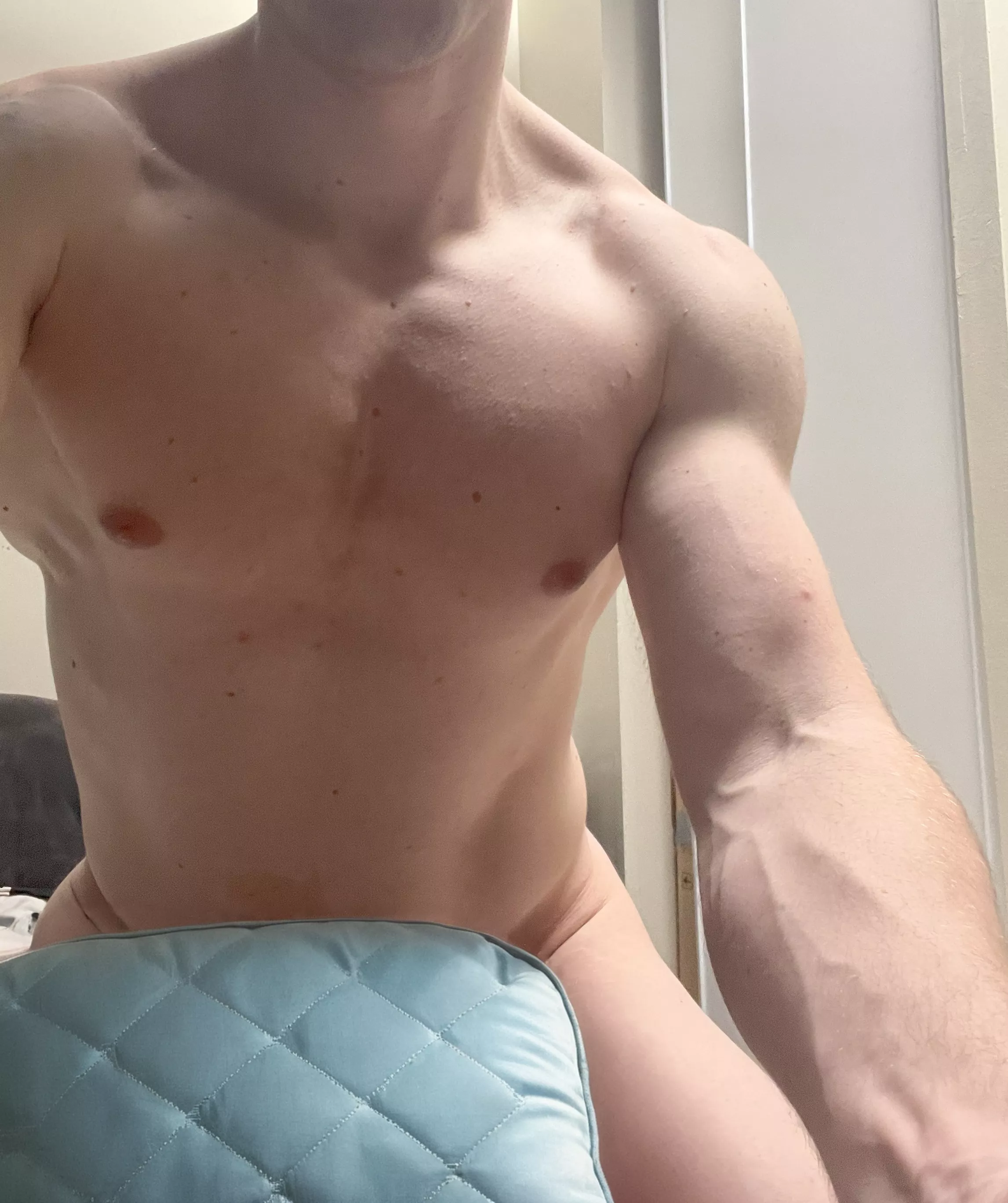 POV: My strong arm is holding you down by the shoulder 😈