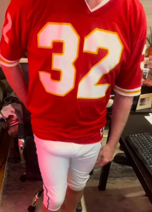 Super Bowl Super Bulge