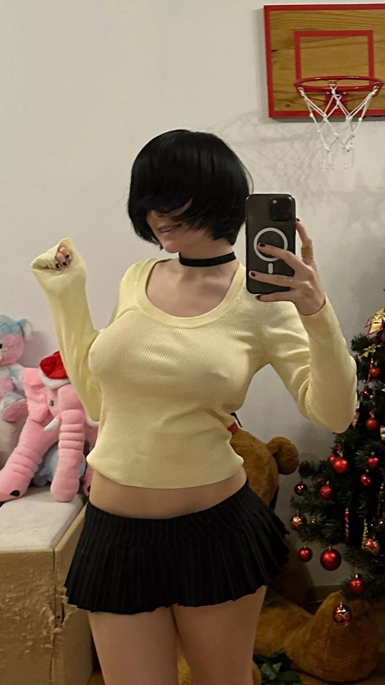 who wants to be my bf? <3