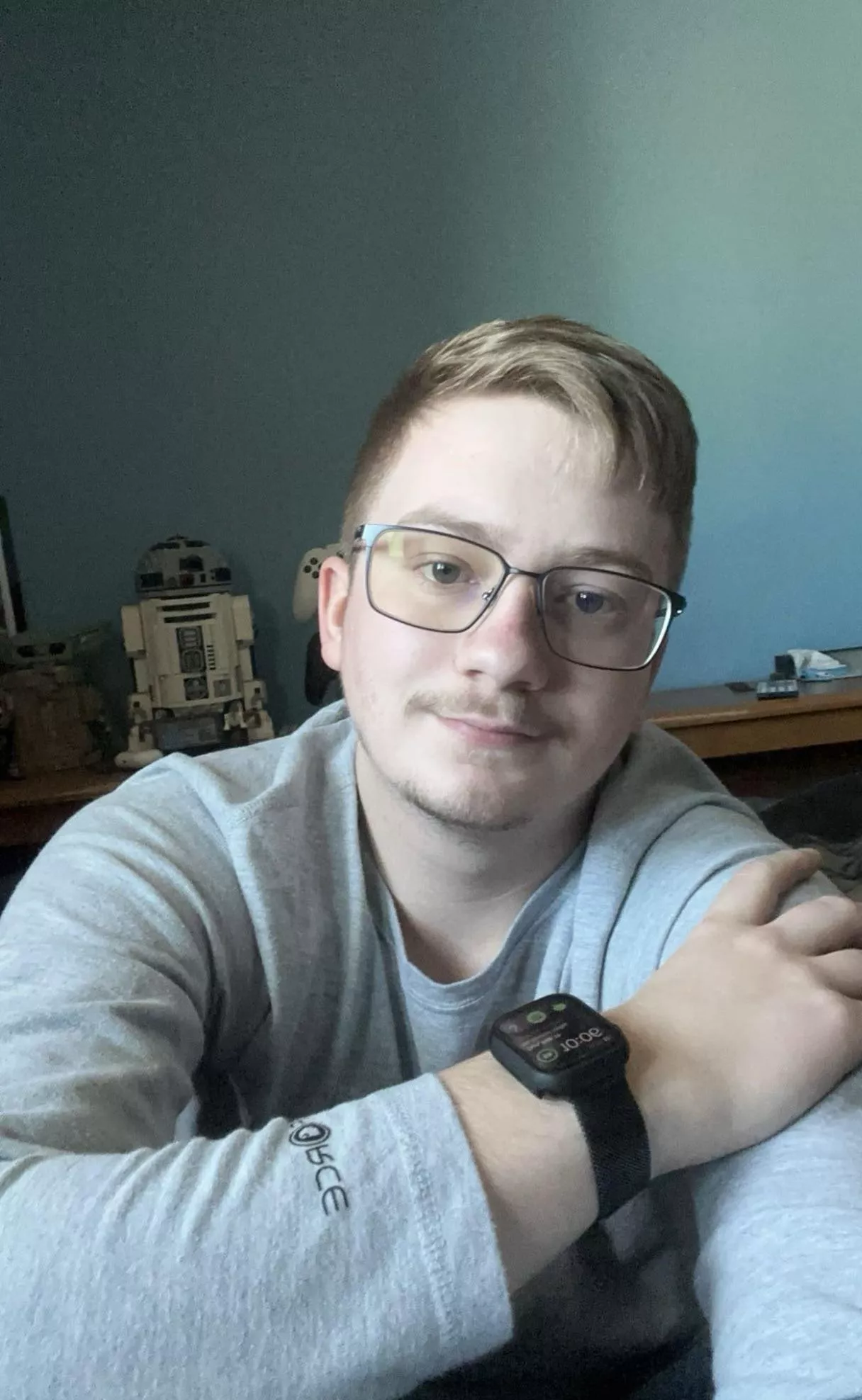 (21) Just another shy, nerdy boy saying Hi👋