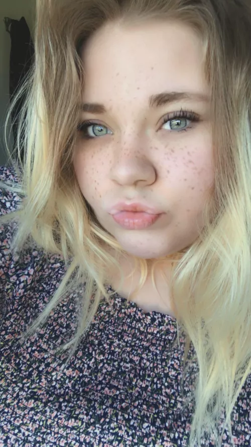 an early selfie for selfie sunday :)