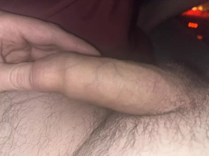 Anyone else like to play underneath their foreskin?