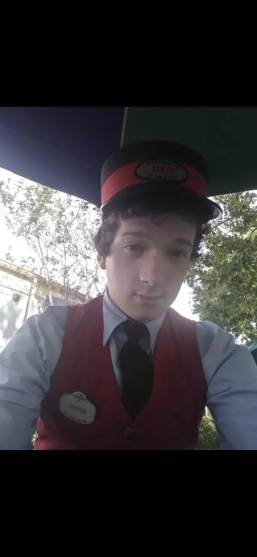 Anyone wanna chat with a wizard?