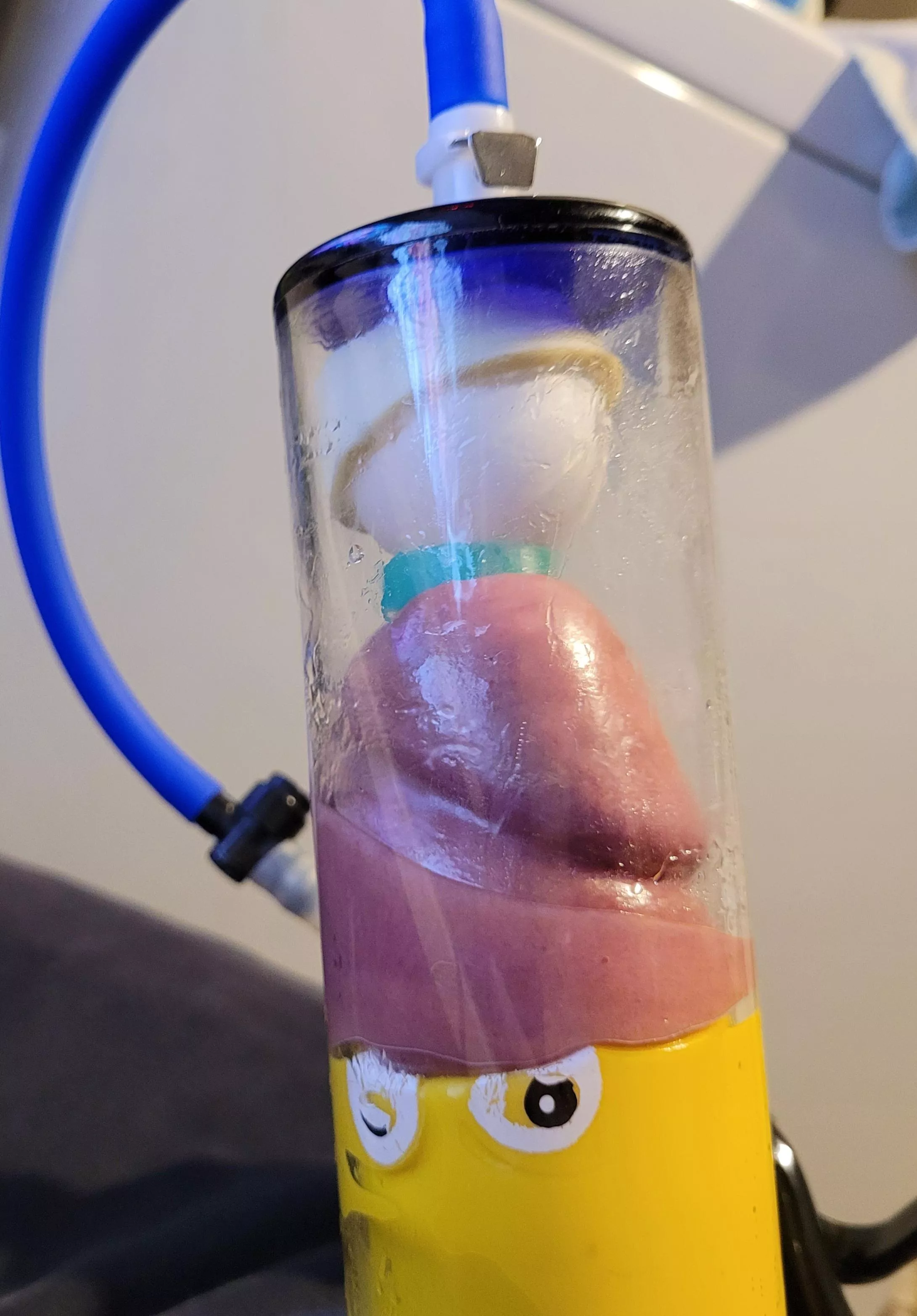 Ball holding a thick silicone sound inside my urethra from coming out under vacuum.