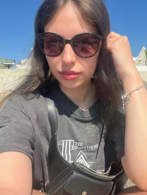 Bend me over and enjoy what I can offer ;)