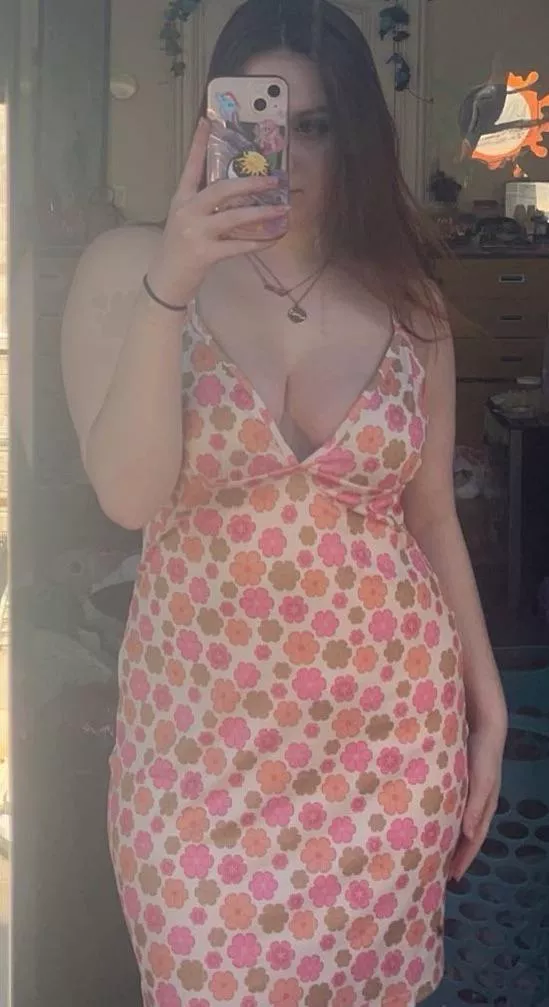 comment your cock size and ill tell you if you deserve to cum. 🤏🏼🖤