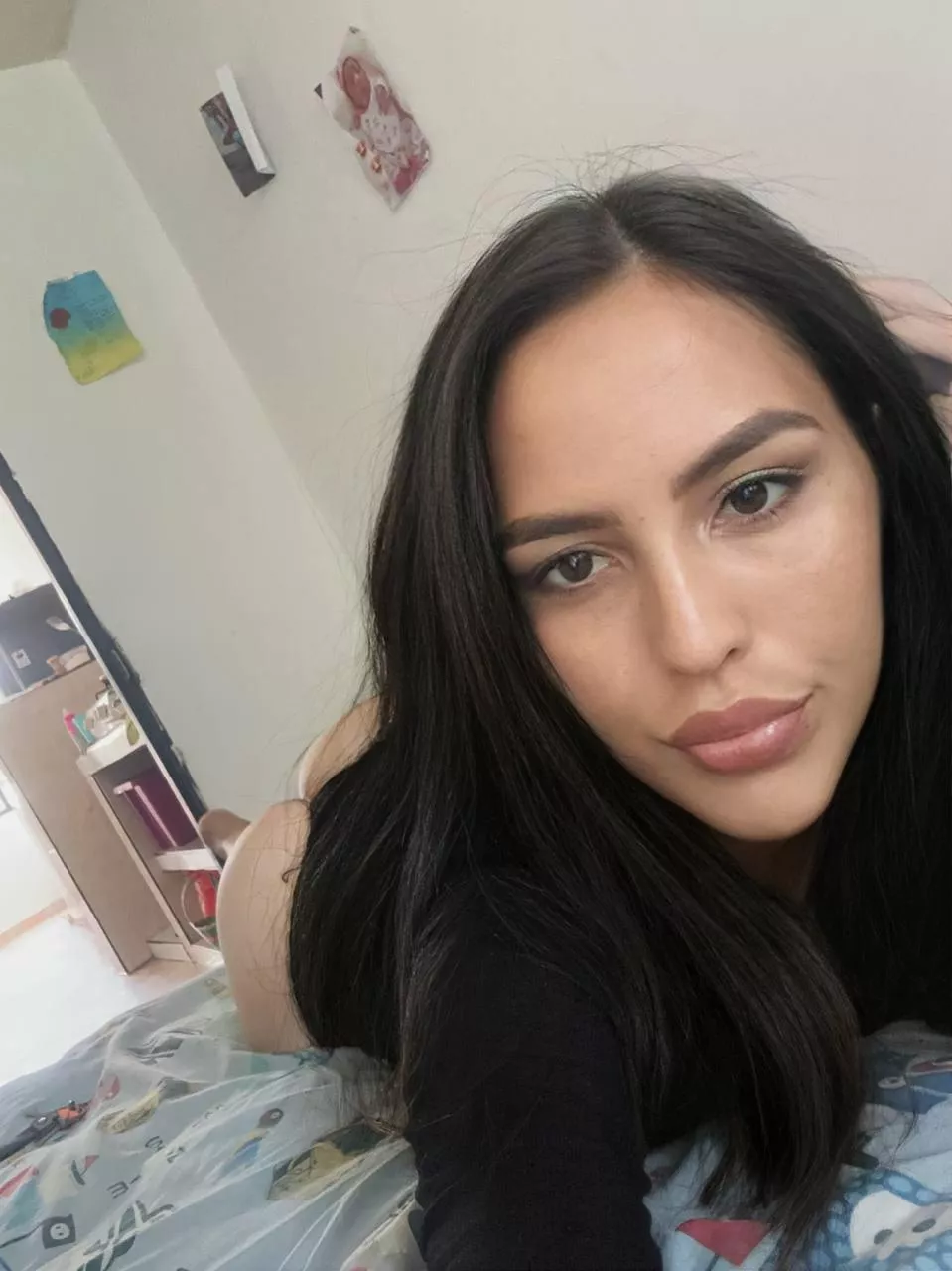 drop ur size, and I'll send u my nudes