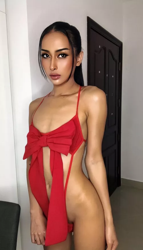 Eyes on me.👀😈🐼❤️